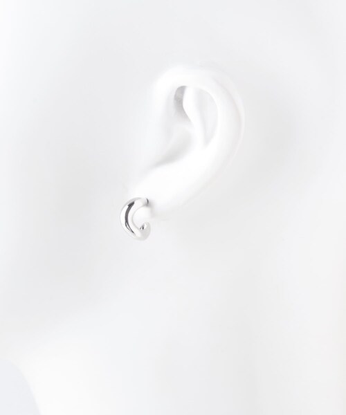 URBAN RESEARCH DOORS（アーバンリサーチドアーズ）の「プランプメタルピアス（ピアス（両耳用）・レディース・GOLD/SILVER・one）」の8枚目の写真