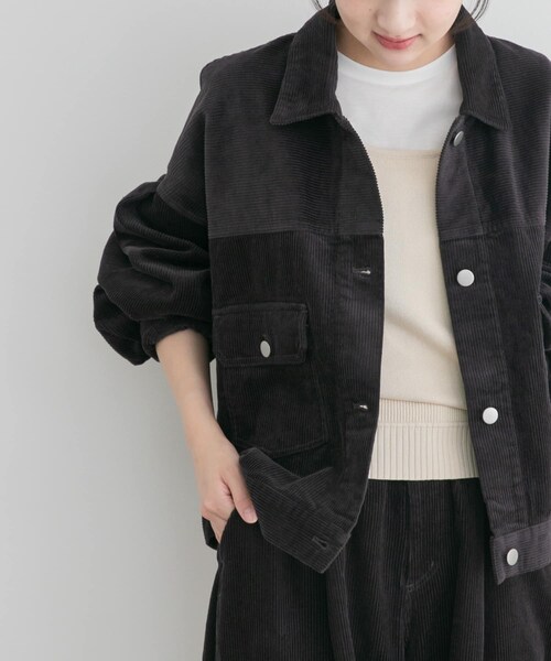 ITEMS URBANRESEARCH（アイテムズ アーバンリサーチ）の「コーデュロイジャケット（カバーオール・レディース・ECRU/CHA/CHERRY・Free）」の14枚目の写真