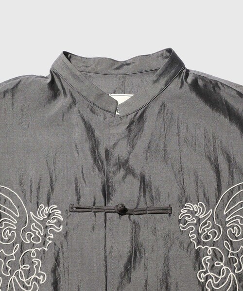 ADAM ET ROPE'(アダムエロペ)の「【mando/マンド】china jacket gunmetal(その他アウター・メンズ・チャコール・2/3)」の4枚目の写真