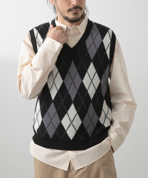 ITEMS URBANRESEARCH（アイテムズ アーバンリサーチ）の「ウール混アーガイルVネックニットベスト（ベスト・メンズ・BLU/BLK・M/L）」の8枚目の写真
