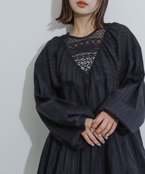 SENSE OF PLACE by URBAN RESEARCH（センスオブプレイスバイアーバンリサーチ）の「インドレースティアードチュニック（チュニック・レディース・OFF WHITE/BLUE/BLACK・one）」の18枚目の写真