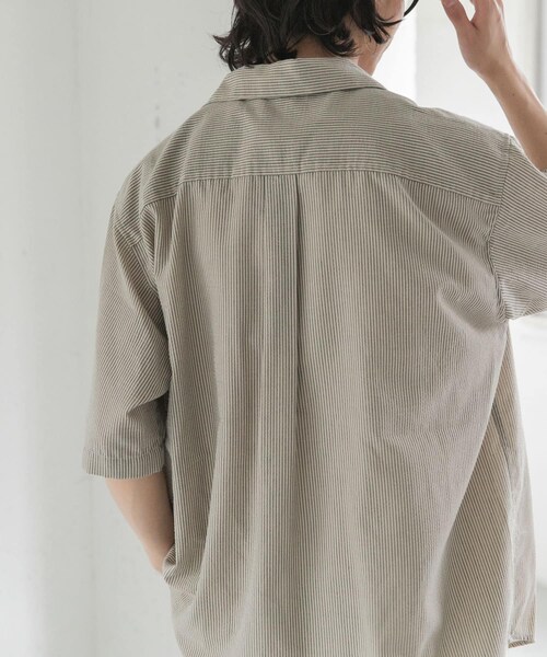 URBAN RESEARCH DOORS(アーバンリサーチドアーズ)の「FORK&SPOON シアサッカーショートスリーブシャツ(シャツ/ブラウス・メンズ・CCLxBLK/BEGxCCL・4/5)」の19枚目の写真