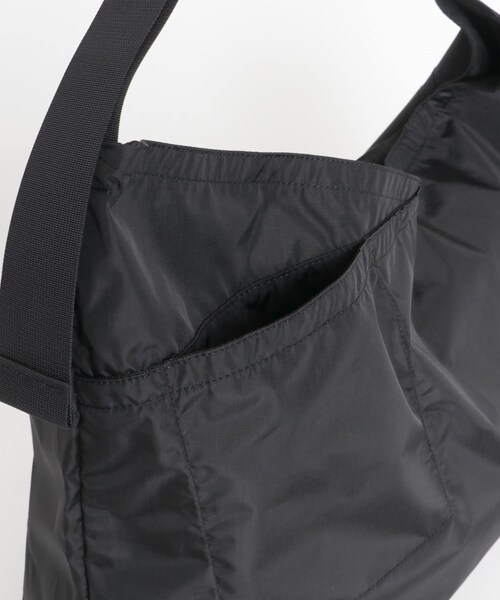 EKAL（エカル）の「HOBO　AZUMA SHOULDER BAG L RS（ショルダーバッグ・メンズ・COYOTE/BLACK・One）」の10枚目の写真