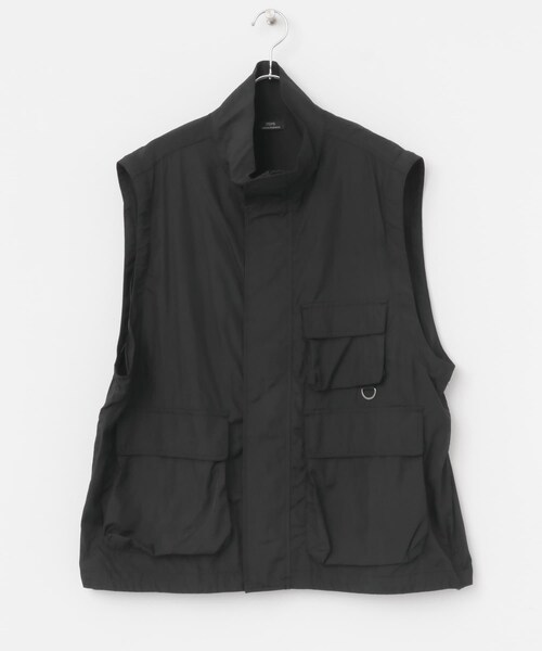 ITEMS URBANRESEARCH（アイテムズ アーバンリサーチ）の「『セットアップ対応』スーパーライトナイロン2wayブルゾン（ブルゾン・メンズ・BLK/CHA・M/L）」の11枚目の写真
