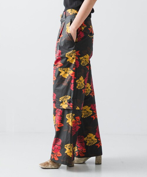 URBAN RESEARCH(アーバンリサーチ)の「COGNOMEN W.FANTASISTA FLOWER PANTS(その他パンツ・レディース・ORANGE/CHARCOAL・S/M)」の7枚目の写真