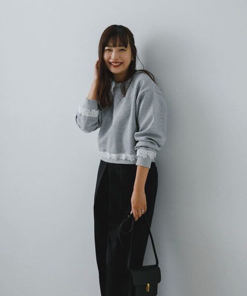 URBAN RESEARCH ROSSO（アーバンリサーチロッソ）の「F by ROSSO　レース付きダンボールスウェット（スウェット・レディース・GRAY/BLACK・FREE）」の13枚目の写真
