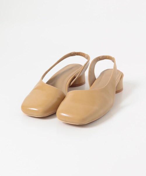 KBF（ケイビーエフ）の「スクエアトゥアシンメトリーパンプス（パンプス・レディース・CAMEL/BLACK・36/37/38）」の13枚目の写真