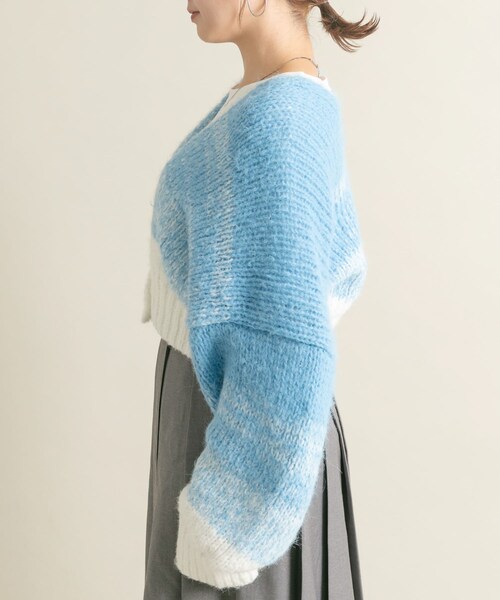 KBF（ケイビーエフ）の「『WEB/一部店舗限定』グラデーションショートカーディガン（カーディガン/ボレロ・レディース・NAVY MIX/OFF MIX/GREEN MIX・one）」の5枚目の写真