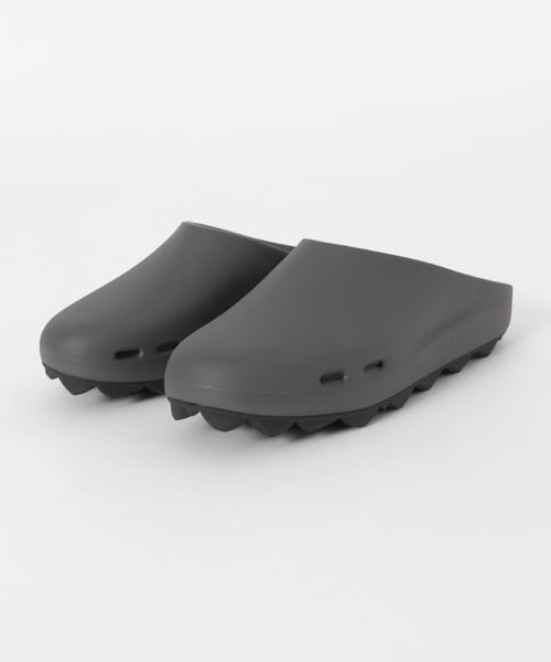 URBAN RESEARCH(アーバンリサーチ)の「PPACO LUX-1 AIR STUDDED SOLE(サンダル・メンズ・BLACK/D.GRY/BLK・8/9/10)」の2枚目の写真