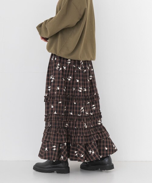 URBAN RESEARCH（アーバンリサーチ）の「GANNI　CHECK TIERED FRILL SKIRT（スカート・レディース・CAPPUCCINO・36）」の3枚目の写真