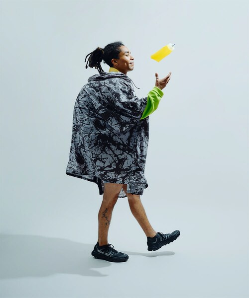 EKAL（エカル）の「mountain research　Splatrail Poncho（レインコート/ポンチョ・メンズ・Gray CCL・One）」の3枚目の写真