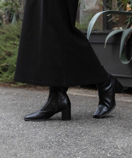 SENSE OF PLACE by URBAN RESEARCH（センスオブプレイスバイアーバンリサーチ）の「『消臭』スクエアトウセンターシームストレッチブーツ（ブーツ・レディース・SUEDE/BLACK/SILVER・S/M/L）」の5枚目の写真
