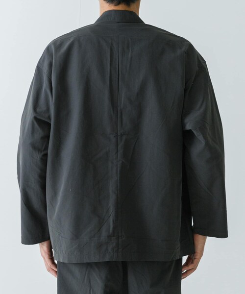 URBAN RESEARCH(アーバンリサーチ)の「NEW BALANCE MET24 Oversize Single Jacket(テーラードジャケット・メンズ・BLK/DOK・M/L/XL)」の6枚目の写真