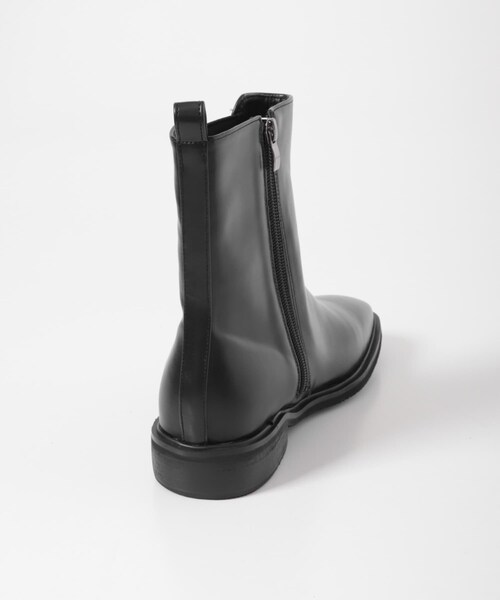 URBAN RESEARCH ROSSO（アーバンリサーチロッソ）の「KOMOREBI MUSEUM　ブーツ（ブーツ・レディース・BLACK/CREAM・24/25）」の8枚目の写真