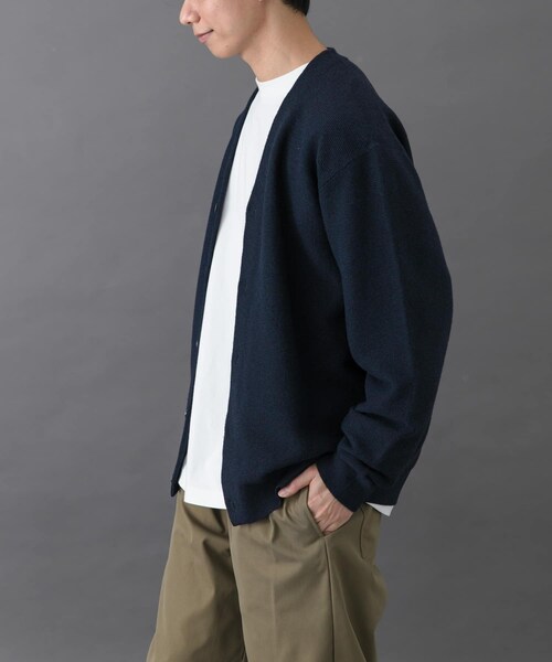URBAN RESEARCH DOORS(アーバンリサーチドアーズ)の「FORK&SPOON PROVORONE Vネックカーディガン(カーディガン/ボレロ・メンズ・NAVY/CHARCOAL・4/5)」の15枚目の写真