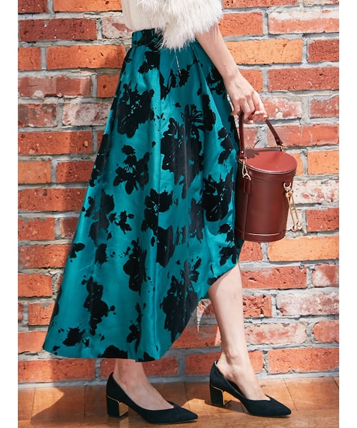 MERCURYDUO（マーキュリーデュオ）の「フロッキーフラワータックス  