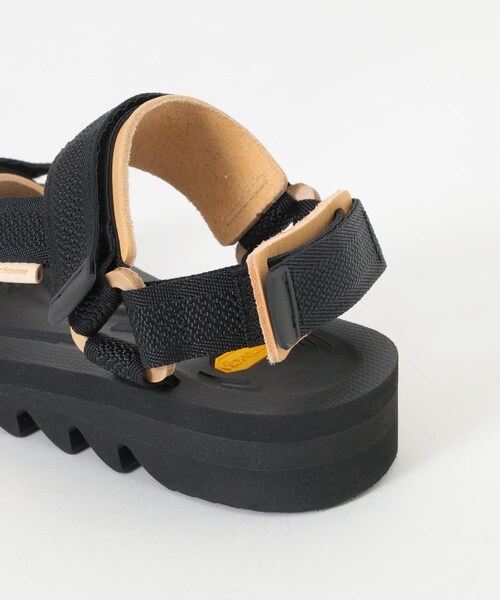 URBAN RESEARCH(アーバンリサーチ)の「Hender Scheme webbb(サンダル・メンズ・blk/blk/blk/nat・4/6/5)」の13枚目の写真