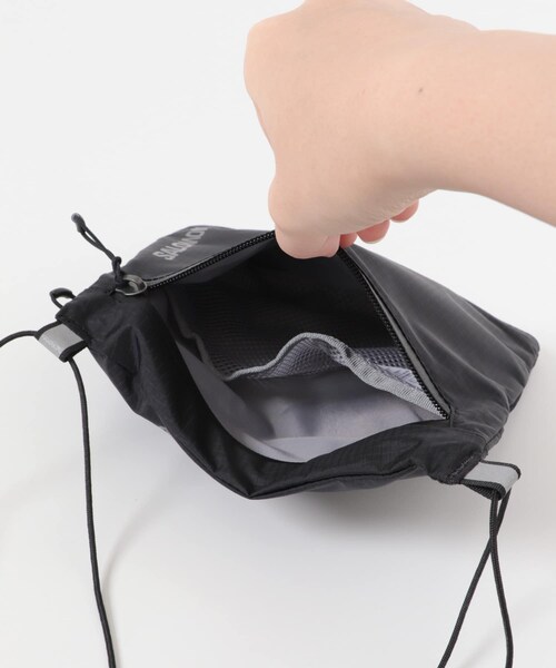 URBAN RESEARCH（アーバンリサーチ）の「SALOMON　ACS POUCH 2（ショルダーバッグ・メンズ・BLACK・FREE）」の8枚目の写真