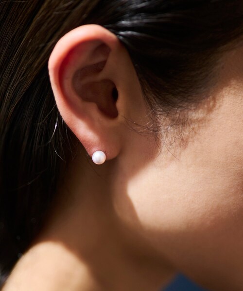 ROPE'(ロペ)の「R(ロペ アール)K10 ピンクパール1粒ピアス(ピアス(両耳用)・レディース・ゴールド・F)」の12枚目の写真