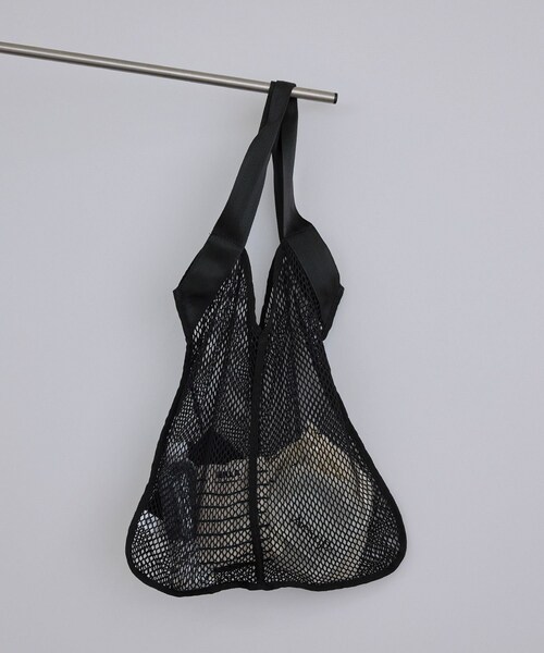 ADAM ET ROPE'(アダムエロペ)の「【J'aDoRe・店舗限定】【Speedo(スピード)】メッシュトート(トートバッグ・レディース・ブラック・F)」の18枚目の写真