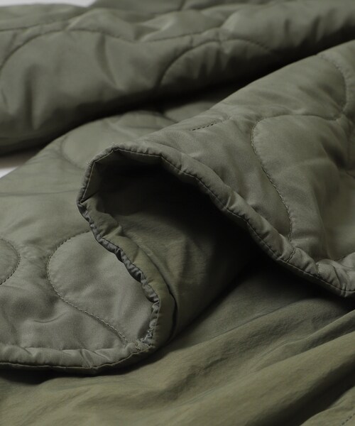 URBAN RESEARCH DOORS(アーバンリサーチドアーズ)の「FORK&SPOON SORONAリバーシブルブルゾン(ブルゾン・レディース・BLACK/BEIGE/KHAKI・1)」の16枚目の写真
