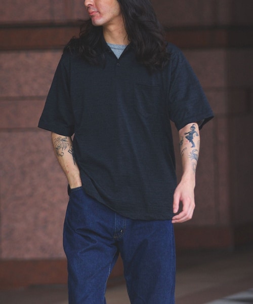 ADAM ET ROPE'（アダムエロペ）の「【BATONER for WILD LIFE TAILOR】WOOL天竺 ハーフスリーブ ニットポロ（ポロシャツ・メンズ・ブラック系・2/3/4）」の14枚目の写真