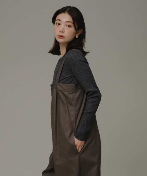 URBAN RESEARCH Sonny Label（アーバンリサーチサニーレーベル）の「ハイウエストタックサロペット（サロペット/オーバーオール・レディース・ブラウン/ブラック・FREE）」の17枚目の写真