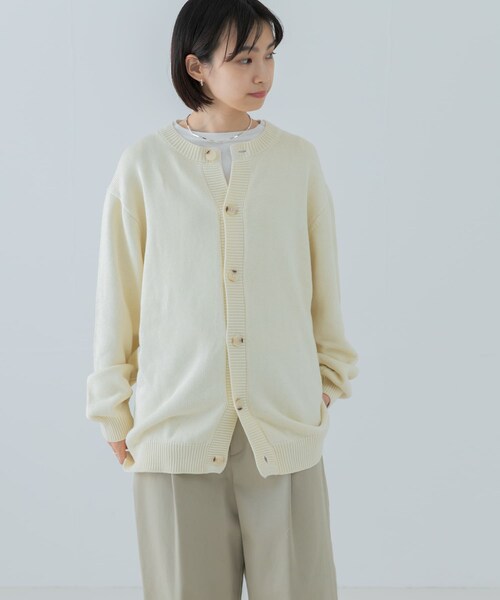 URBAN RESEARCH（アーバンリサーチ）の「『別注』RUSSELL ATHLETIC×UR　CREW NECK CARDIGAN（カーディガン/ボレロ・メンズ・BLACK/IVORY・M/L）」の20枚目の写真