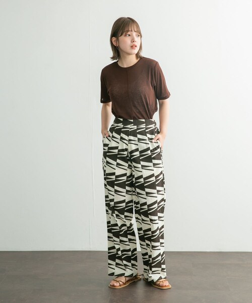 KBF(ケイビーエフ)の「サイドオープンカットソー(Tシャツ/カットソー・レディース・BLUE/L.GREEN/BROWN・one)」の8枚目の写真
