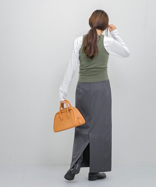 URBAN RESEARCH（アーバンリサーチ）の「w cashmere　knit tank top（タンクトップ・レディース・Khaki/Eggshell・FREE）」の14枚目の写真