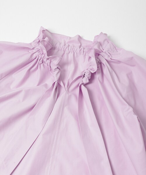 URBAN RESEARCH ROSSO（アーバンリサーチロッソ）の「フリルネックシャツブラウス（シャツ/ブラウス・レディース・WHITE/L/PURPLE/CHARCOAL・Free）」の10枚目の写真