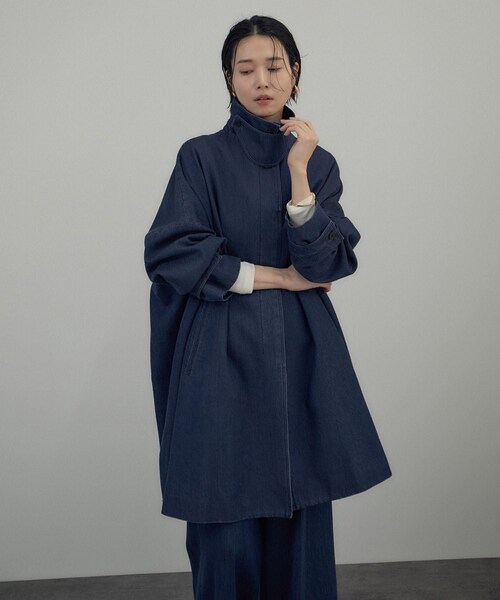 ADAM ET ROPE'(アダムエロペ)の「デニムテントシルエットステンカラーコート(ステンカラーコート・レディース・ネイビー系・F)」の11枚目の写真