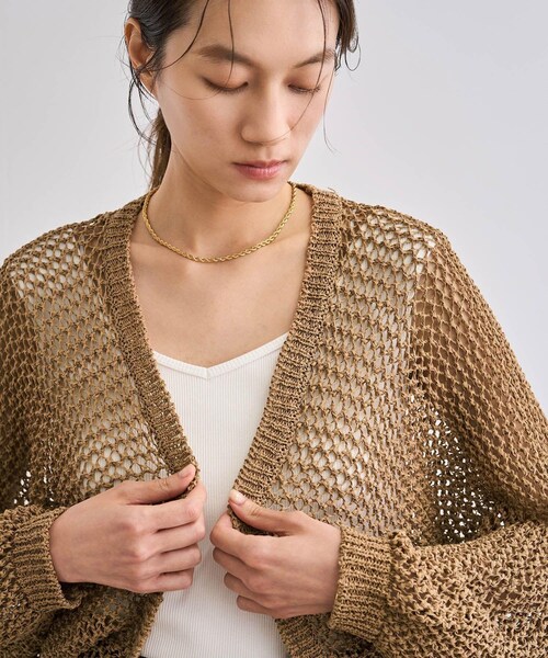 ROPE'（ロペ）の「【洗える】テープヤーンメッシュニットボレロ（カーディガン/ボレロ・レディース・ブラック/ベージュ・F）」の2枚目の写真