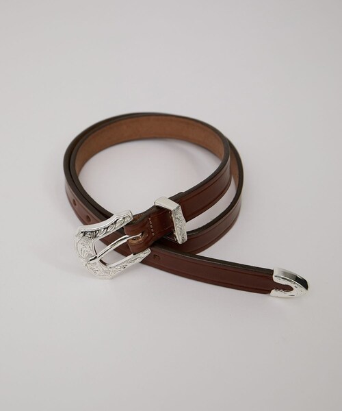 ADAM ET ROPE'(アダムエロペ)の「【TORY LEATHER(トリーレザー)】3/4inch Western Belt/ベルト(ベルト・レディース・ブラック/ブラウン・F)」の7枚目の写真