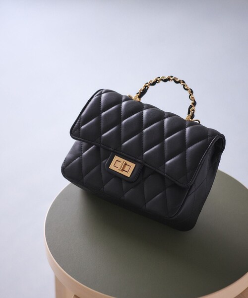 キルティング　ゴールドチェーン　ショルダーバッグ　キャビアスキン　2way キルティングバッグ ゴールドチェーン ショルダーバッグ キャビア