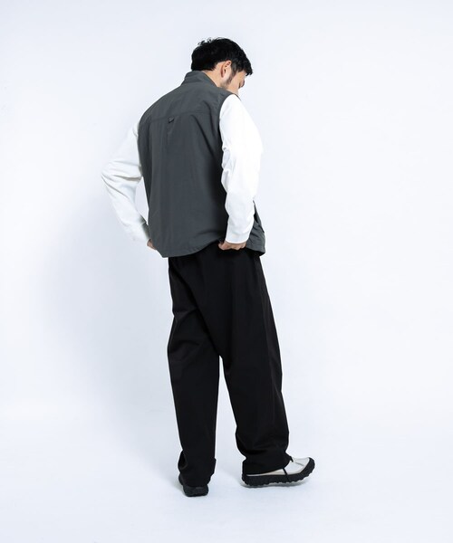 EKAL（エカル）の「『UR TECH』ナイロンタッサーベスト（テーラードジャケット・メンズ・ネイビー/グラファイト・M/L）」の17枚目の写真