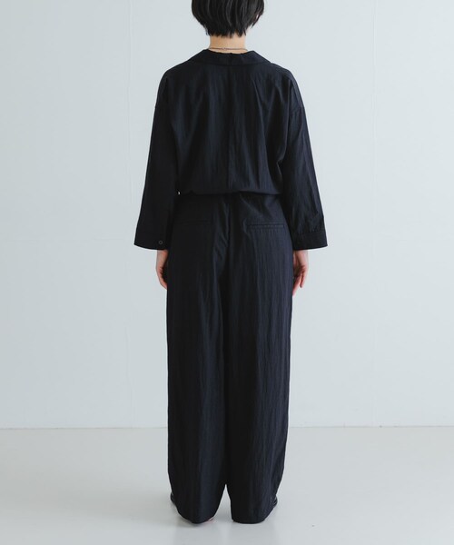 URBAN RESEARCH（アーバンリサーチ）の「『2サイズ展開』フロントタックジャンプスーツ（サロペット/オーバーオール・レディース・CHARCOAL/BLACK・38/40）」の12枚目の写真