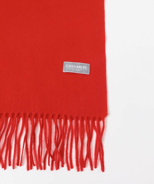 URBAN RESEARCH（アーバンリサーチ）の「ソリッドカシミヤマフラー（マフラー・メンズ・CHARCOAL/ORANGE/RED/BLACK・FREE）」の12枚目の写真