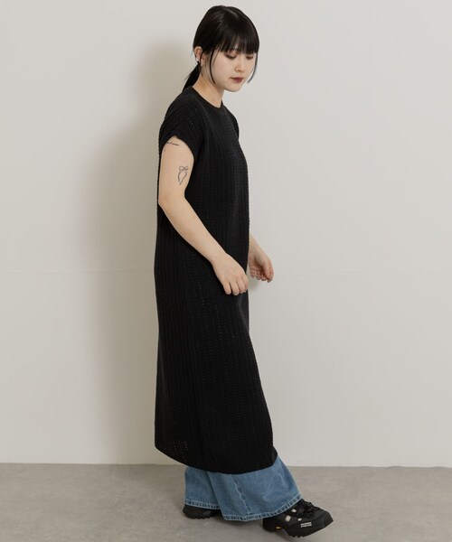 THE GOODLAND MARKET（ザグッドランドマーケット）の「米富繊維　SHADOW STRIPE KNIT ONE-PIECE（ワンピース・レディース・64BLACK/01MONO・FREE）」の7枚目の写真