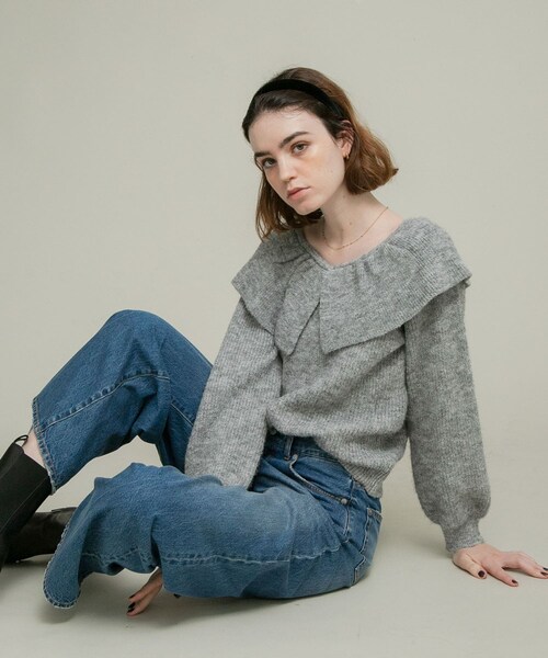 URBAN RESEARCH Sonny Label（アーバンリサーチサニーレーベル）の「『WEB限定』フリルカラーアゼニット（ニット/セーター・レディース・グレー/チャコール/ベージュ・Free）」の7枚目の写真