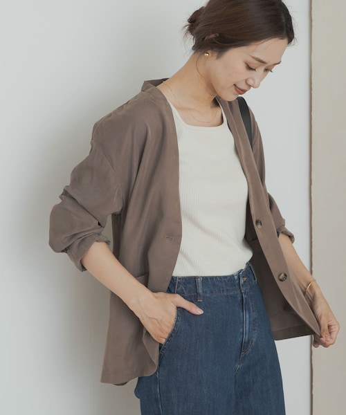 URBAN RESEARCH DOORS（アーバンリサーチドアーズ）の「ノーカラージャケット（ノーカラージャケット・レディース・GREIGE/BLACK・M）」の2枚目の写真