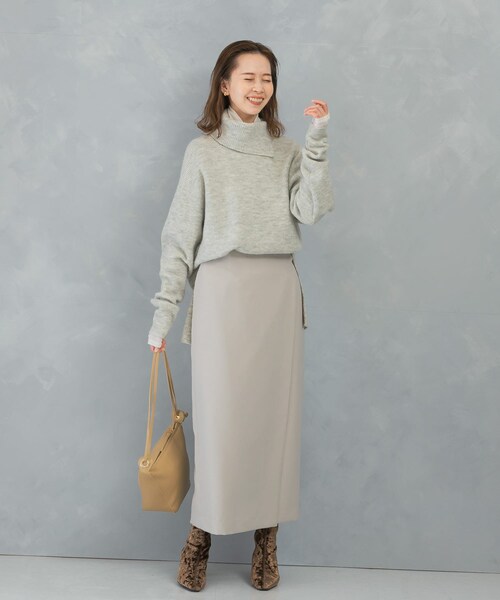 URBAN RESEARCH ROSSO（アーバンリサーチロッソ）の「スリットタートルネックニット（ニット/セーター・レディース・L.GRAY/L.BEIGE/MIX PINK・FREE）」の6枚目の写真