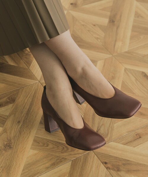 URBAN RESEARCH(アーバンリサーチ)の「MAISON EUREKA SQUARETOERETROPUMP VER2(パンプス・レディース・DARKAMBER/NATURAL・36/37/38)」の9枚目の写真