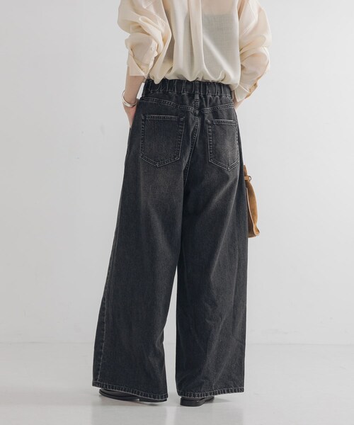 URBAN RESEARCH（アーバンリサーチ）の「デニムイージーワイドパンツ（デニムパンツ・レディース・BLUE/BLACK・36/38/40）」の7枚目の写真