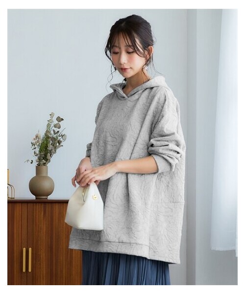 nissen（ニッセン）の「＜大きいサイズ＞ふくれフラワージャガードチュニックパーカー（パーカー・レディース・ピンク/ベージュ/グレー/黒・L/LL/3L/4L/5L/6L/8L/10L）」の17枚目の写真