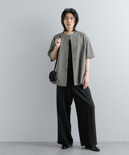 SENSE OF PLACE by URBAN RESEARCH(センスオブプレイスバイアーバンリサーチ)の「ノーカラーシャツ(5分袖)(シャツ/ブラウス・メンズ・GRAY/BEIGE/BLUE・S/M/L)」の9枚目の写真