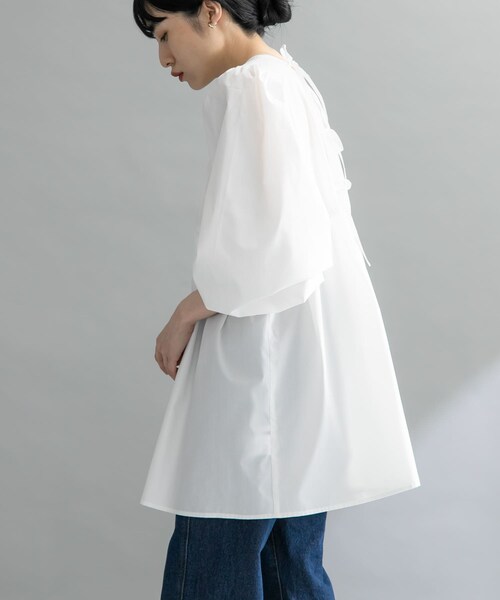 KBF（ケイビーエフ）の「『WEB限定』BACKリボンチュニック（チュニック・レディース・OFF/L.BLUE/D.BROWN・one）」の6枚目の写真