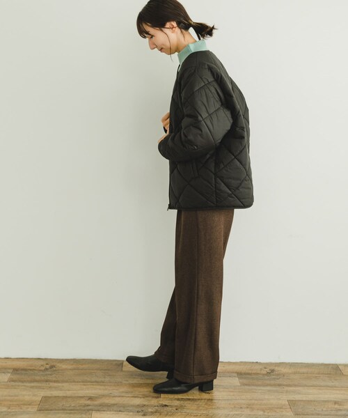 ITEMS URBANRESEARCH(アイテムズ アーバンリサーチ)の「中綿キルトノーカラージャケット(その他アウター・レディース・CHA/L.BEIGE/BEG/BLK・FREE)」の6枚目の写真