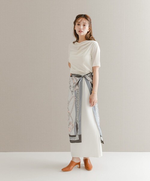 URBAN RESEARCH ROSSO（アーバンリサーチロッソ）の「シアーストレッチベロアカットソー（Tシャツ/カットソー・レディース・OFF/CH/LACQUER・FREE）」の7枚目の写真