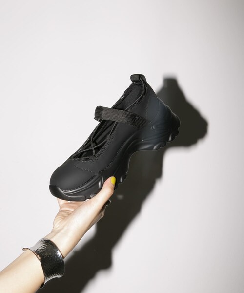 KBF（ケイビーエフ）の「バレエスニーカー（スニーカー・レディース・BLACK/BEIGE・36/37/38）」の4枚目の写真